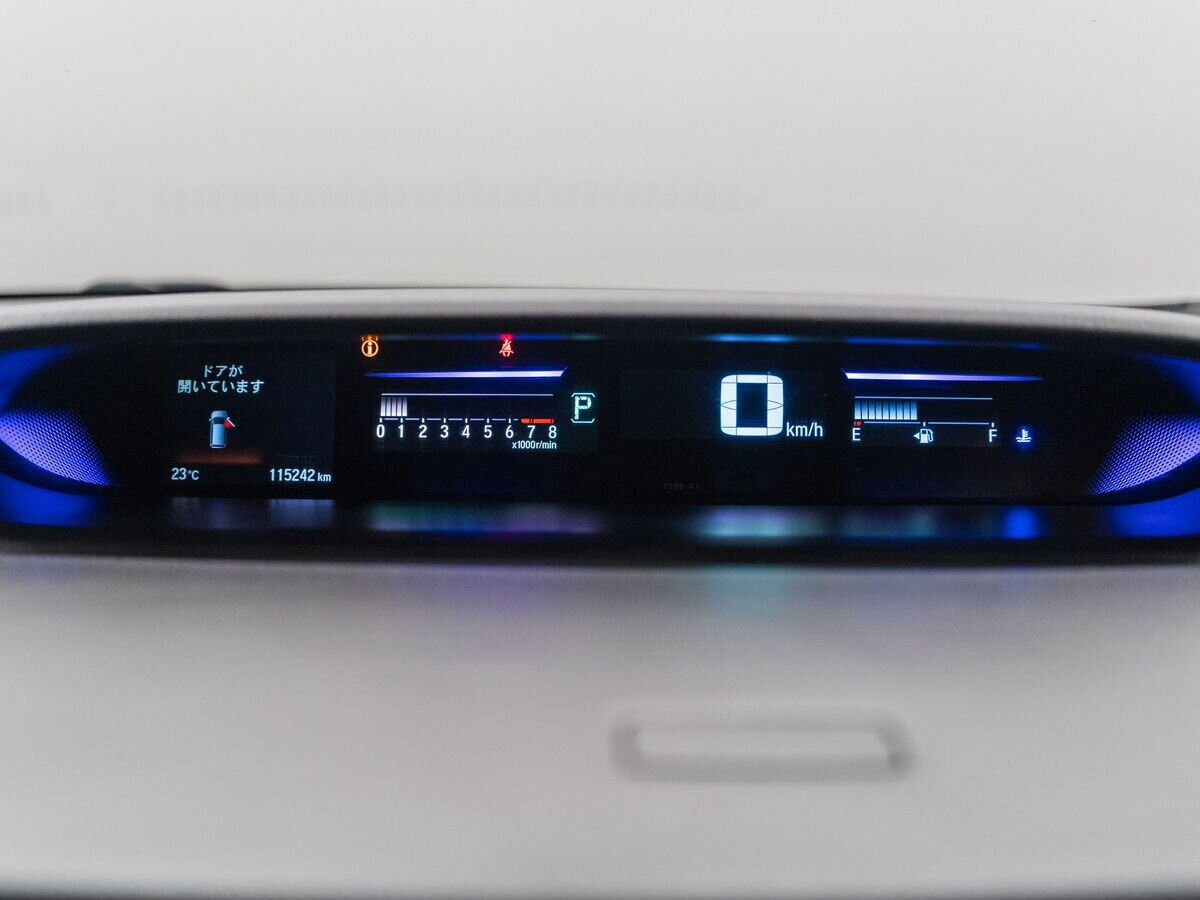 Honda Stepwgn 2017 - фото автомобиля