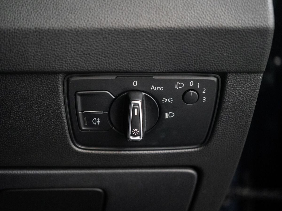 Volkswagen Passat 2015 - фото автомобиля