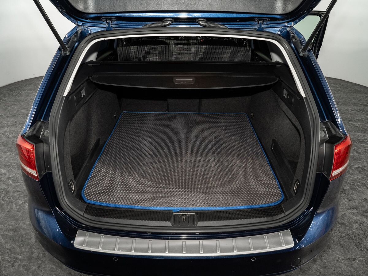 Volkswagen Passat 2015 - фото автомобиля