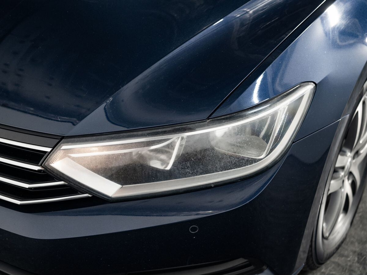Volkswagen Passat 2015 - фото автомобиля