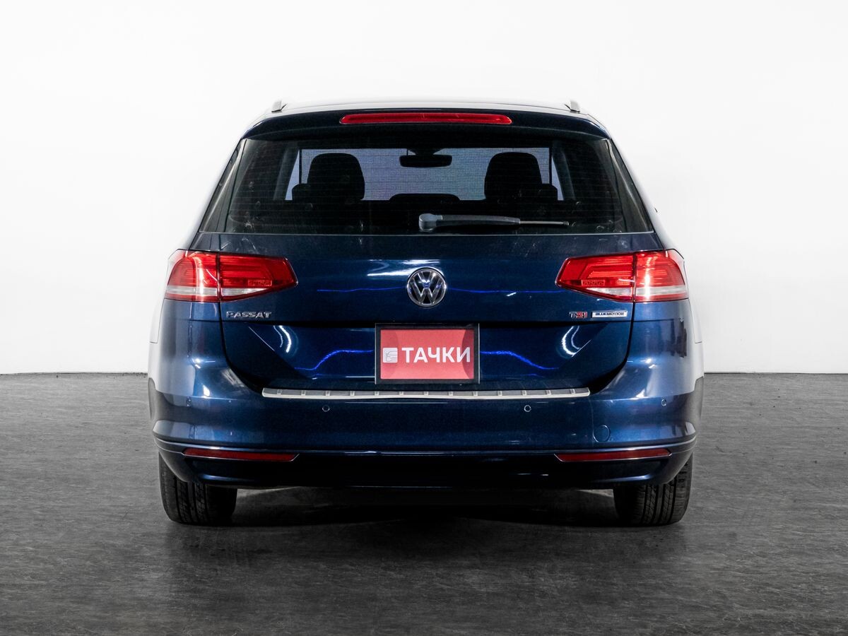 Volkswagen Passat 2015 - фото автомобиля