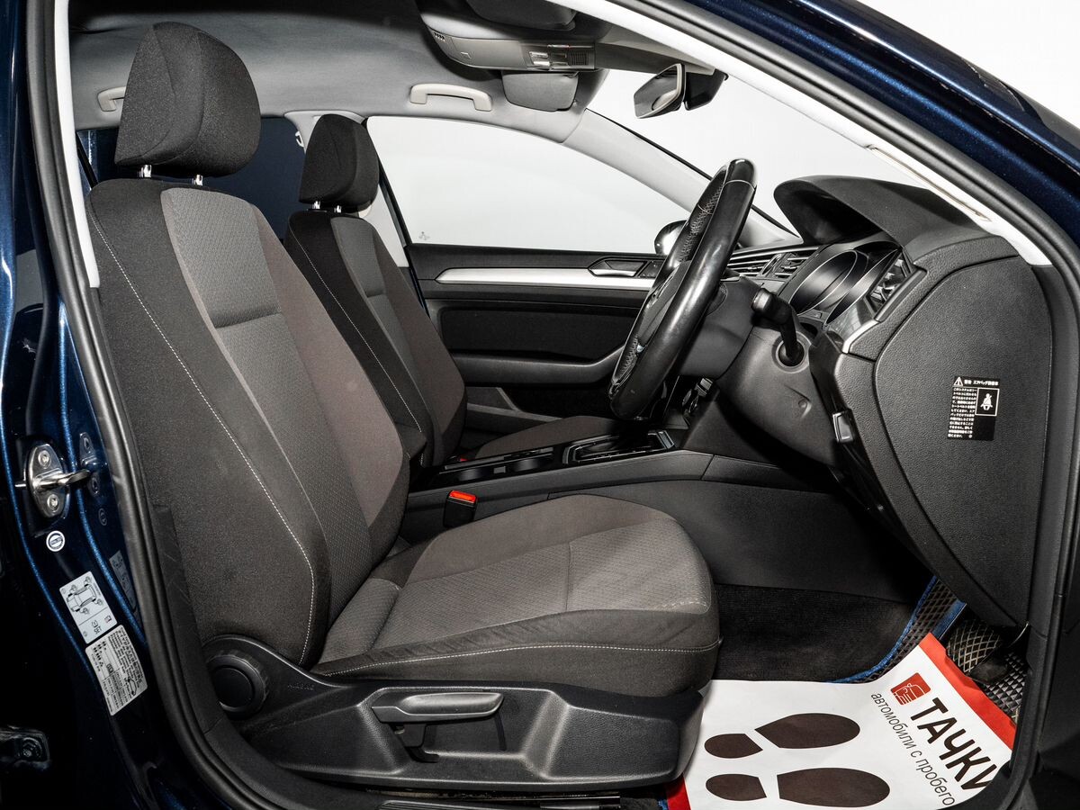 Volkswagen Passat 2015 - фото автомобиля