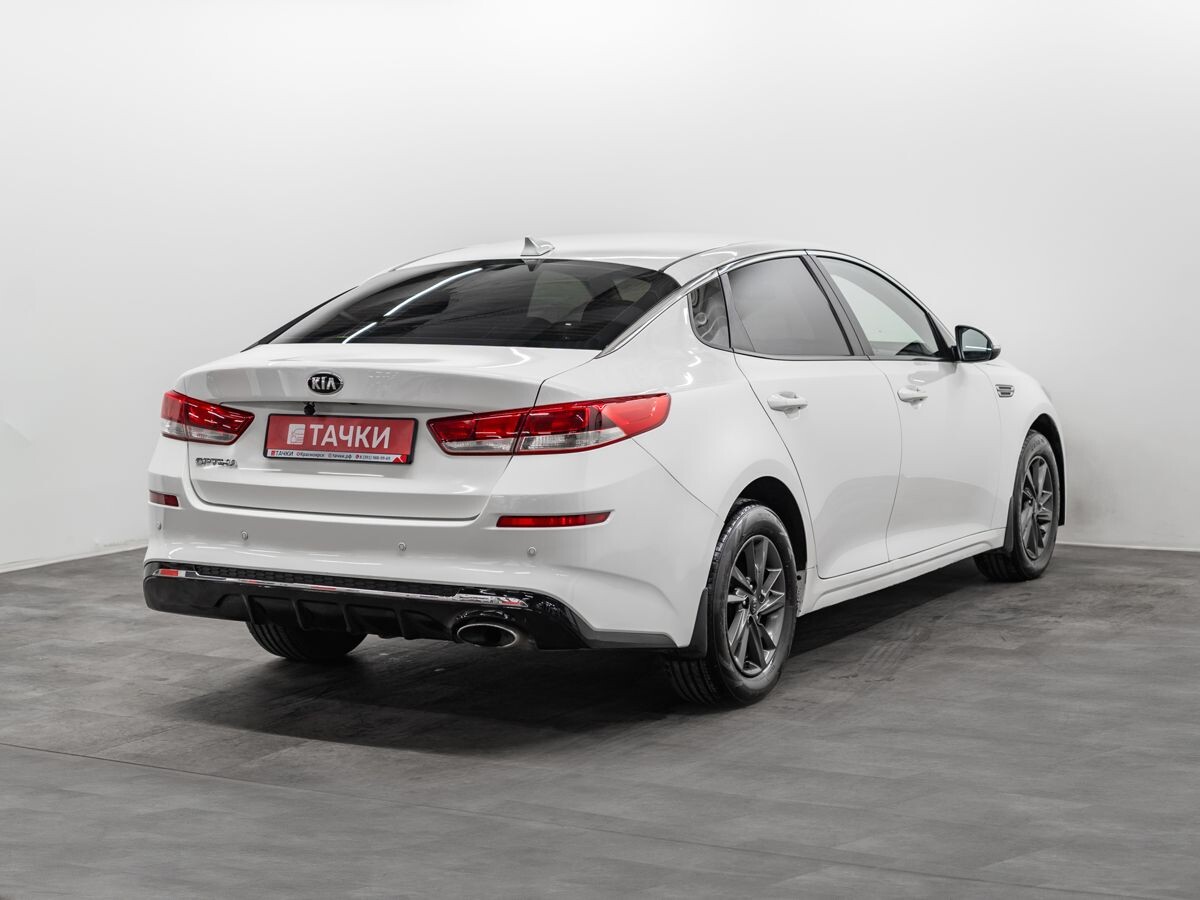 Kia Optima 2019 - фото автомобиля