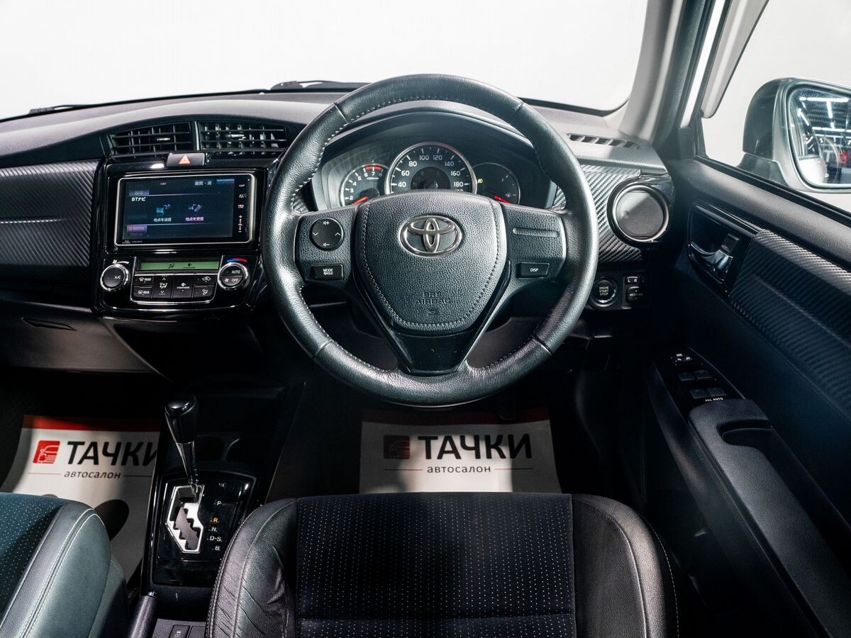 Toyota Corolla Fielder 2012 - фото автомобиля