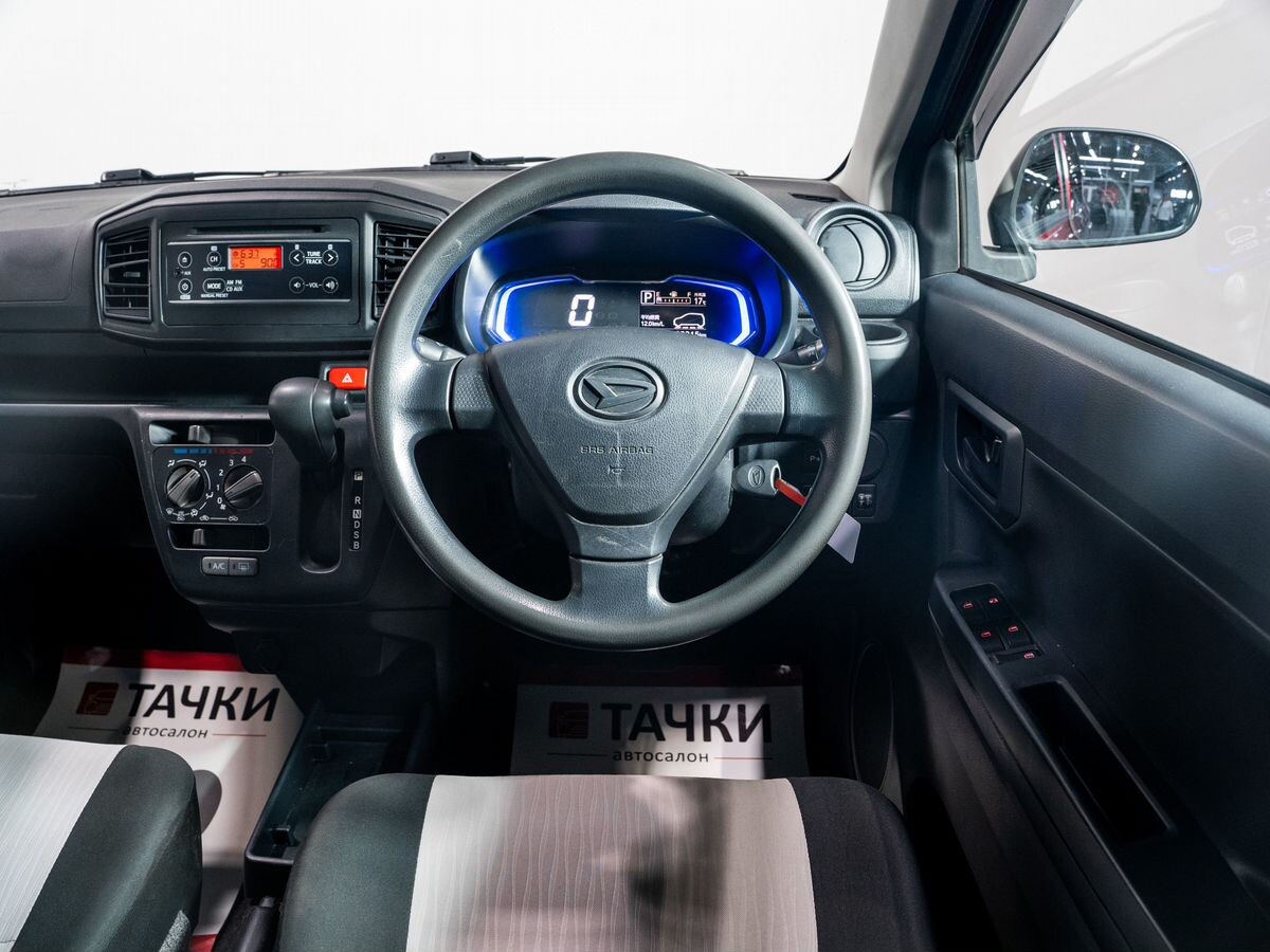 Daihatsu Mira e:S 2020 - фото автомобиля
