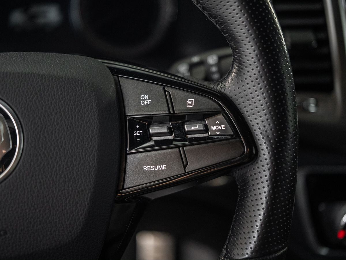SsangYong Rexton 2019 - фото автомобиля