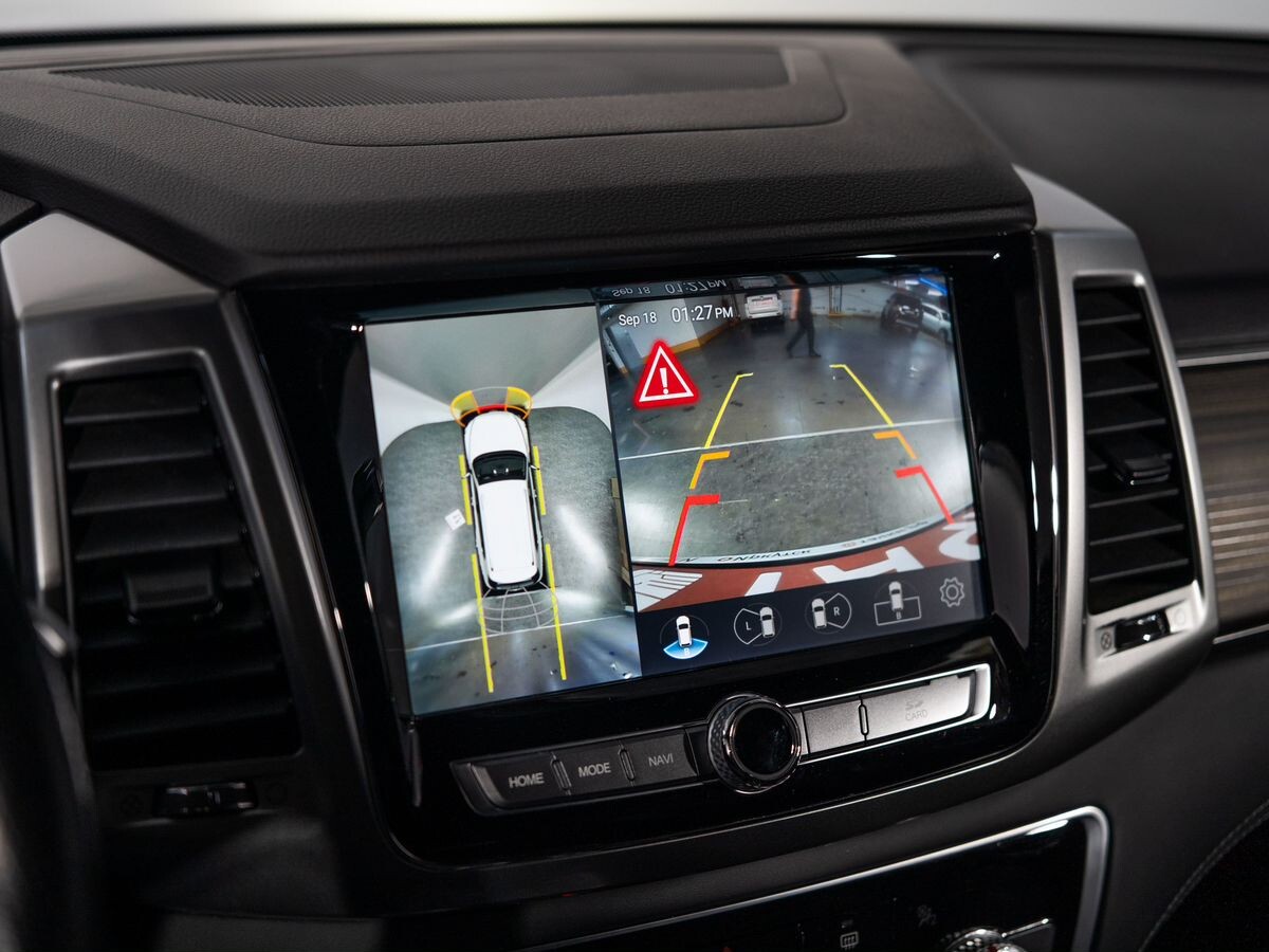 SsangYong Rexton 2019 - фото автомобиля