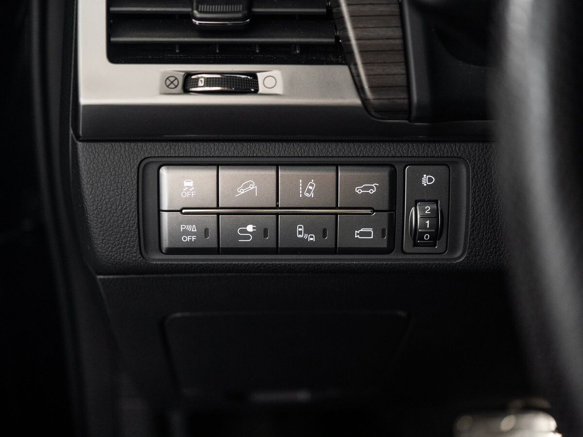 SsangYong Rexton 2019 - фото автомобиля