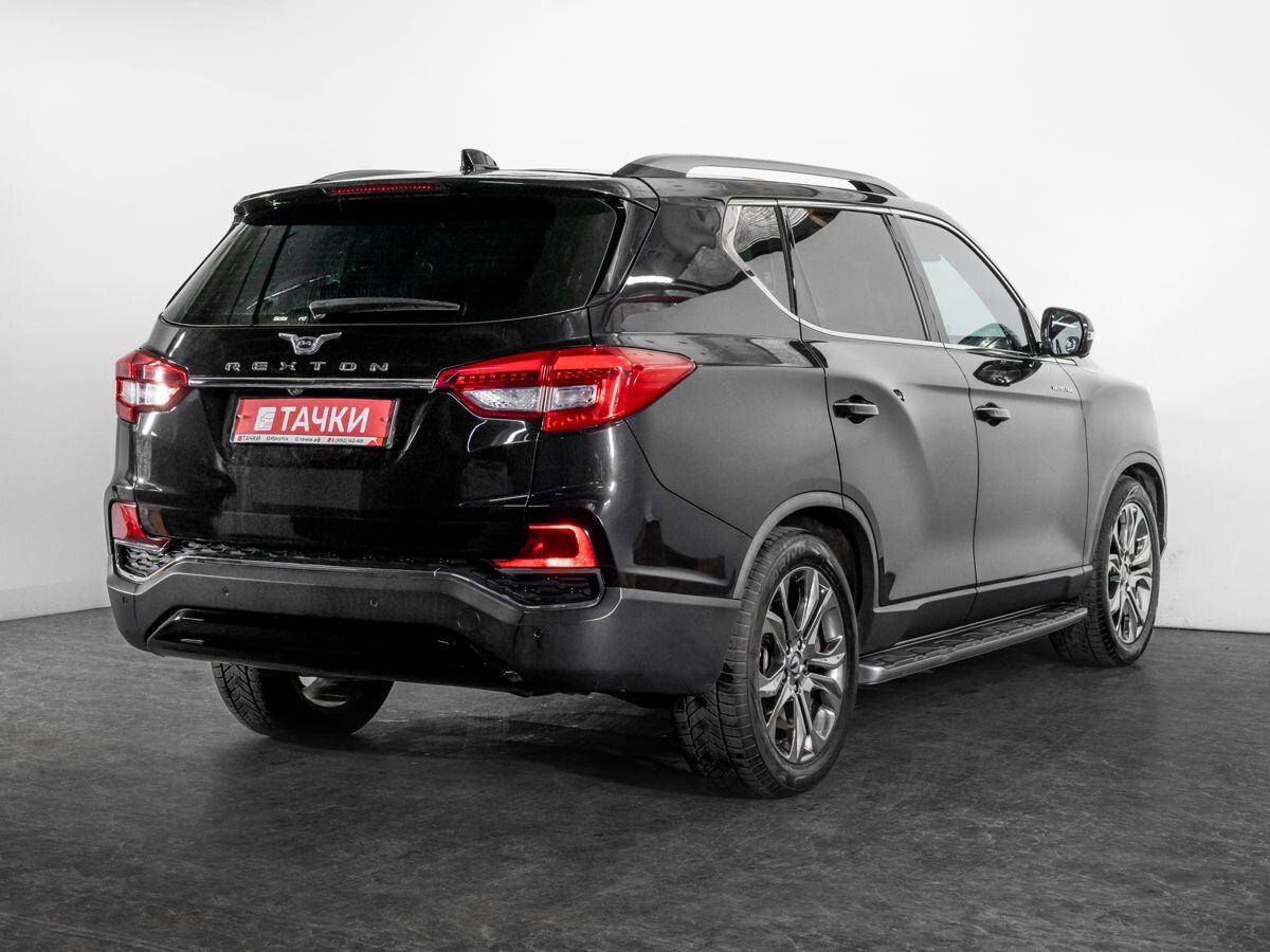 SsangYong Rexton 2019 - фото автомобиля