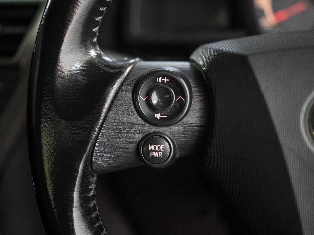 Toyota iQ 2008 - фото автомобиля