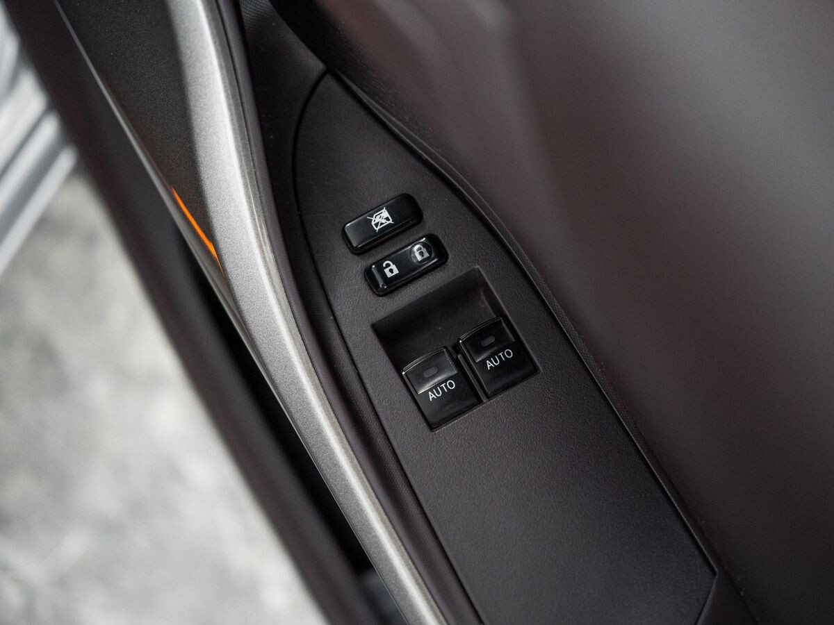 Toyota iQ 2008 - фото автомобиля