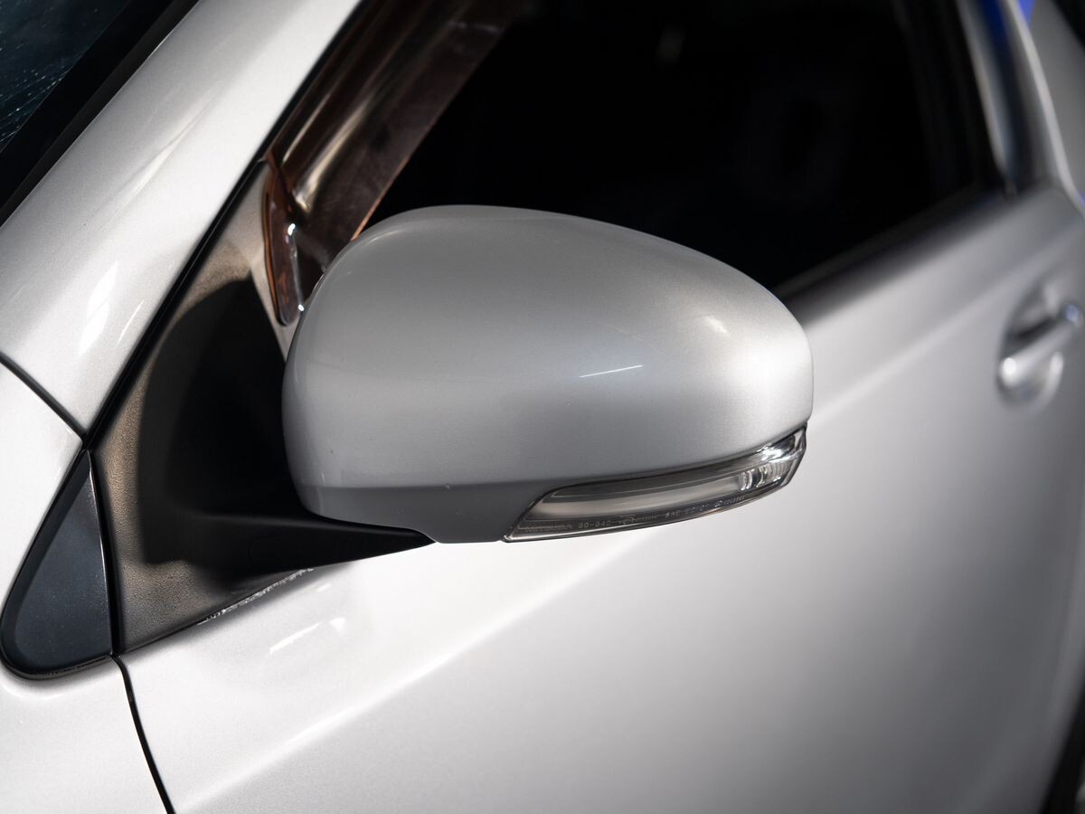 Toyota iQ 2008 - фото автомобиля