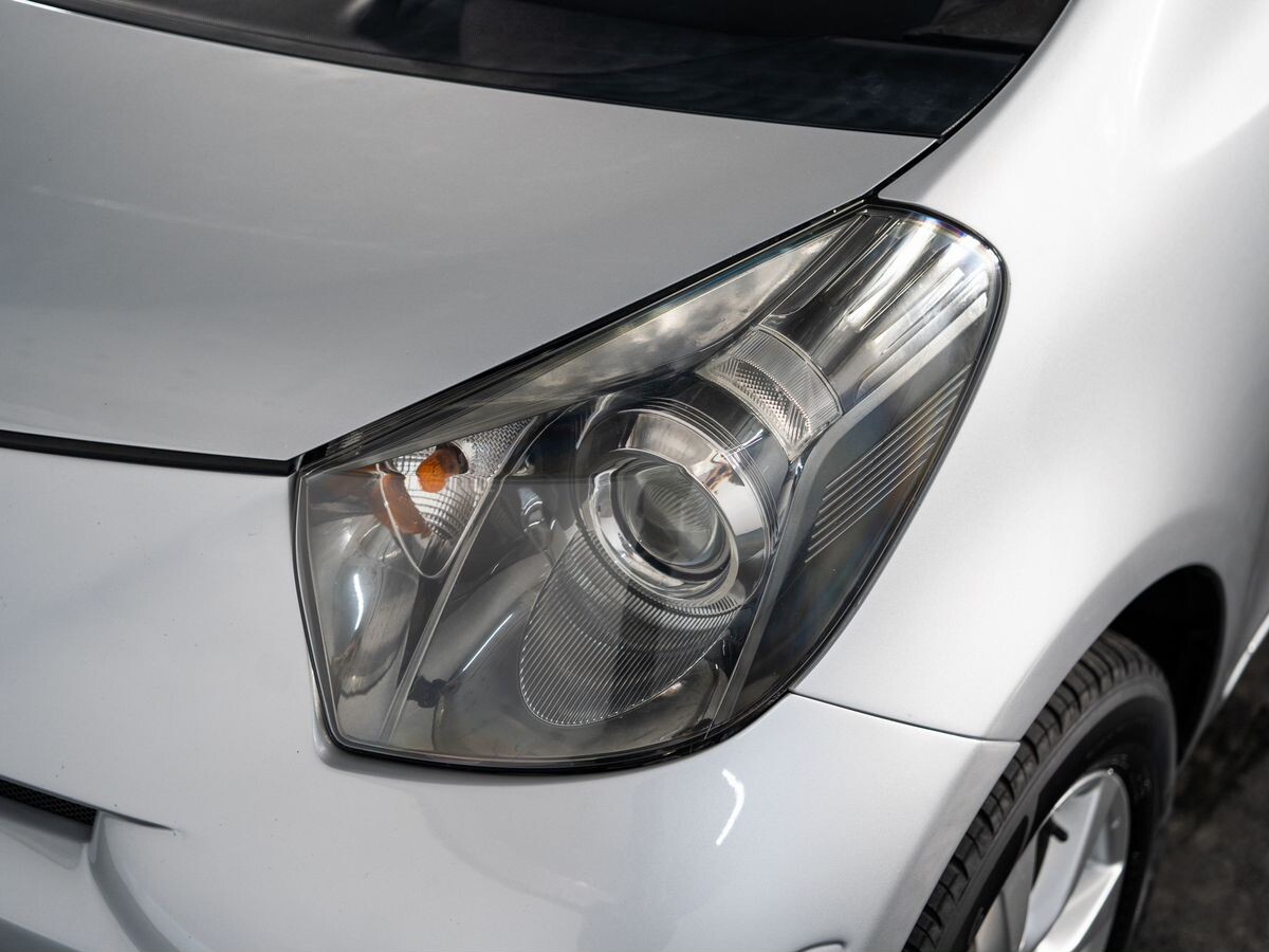 Toyota iQ 2008 - фото автомобиля