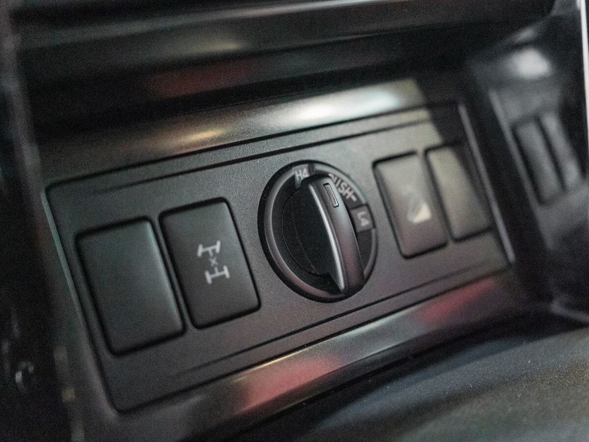 Toyota Land Cruiser Prado 2016 - фото автомобиля