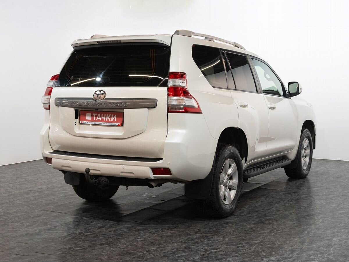 Toyota Land Cruiser Prado 2016 - фото автомобиля