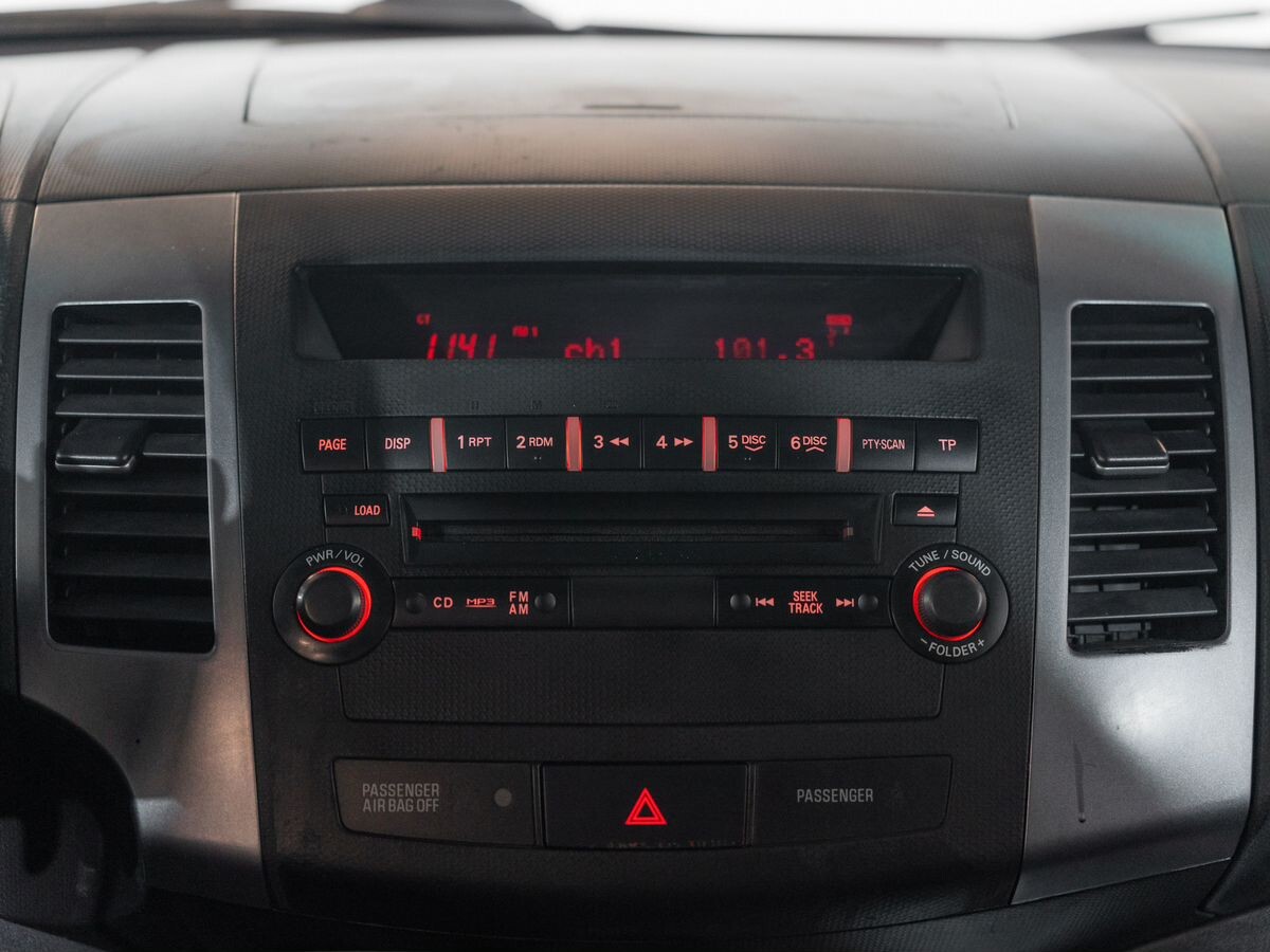 Mitsubishi Outlander 2007 - фото автомобиля