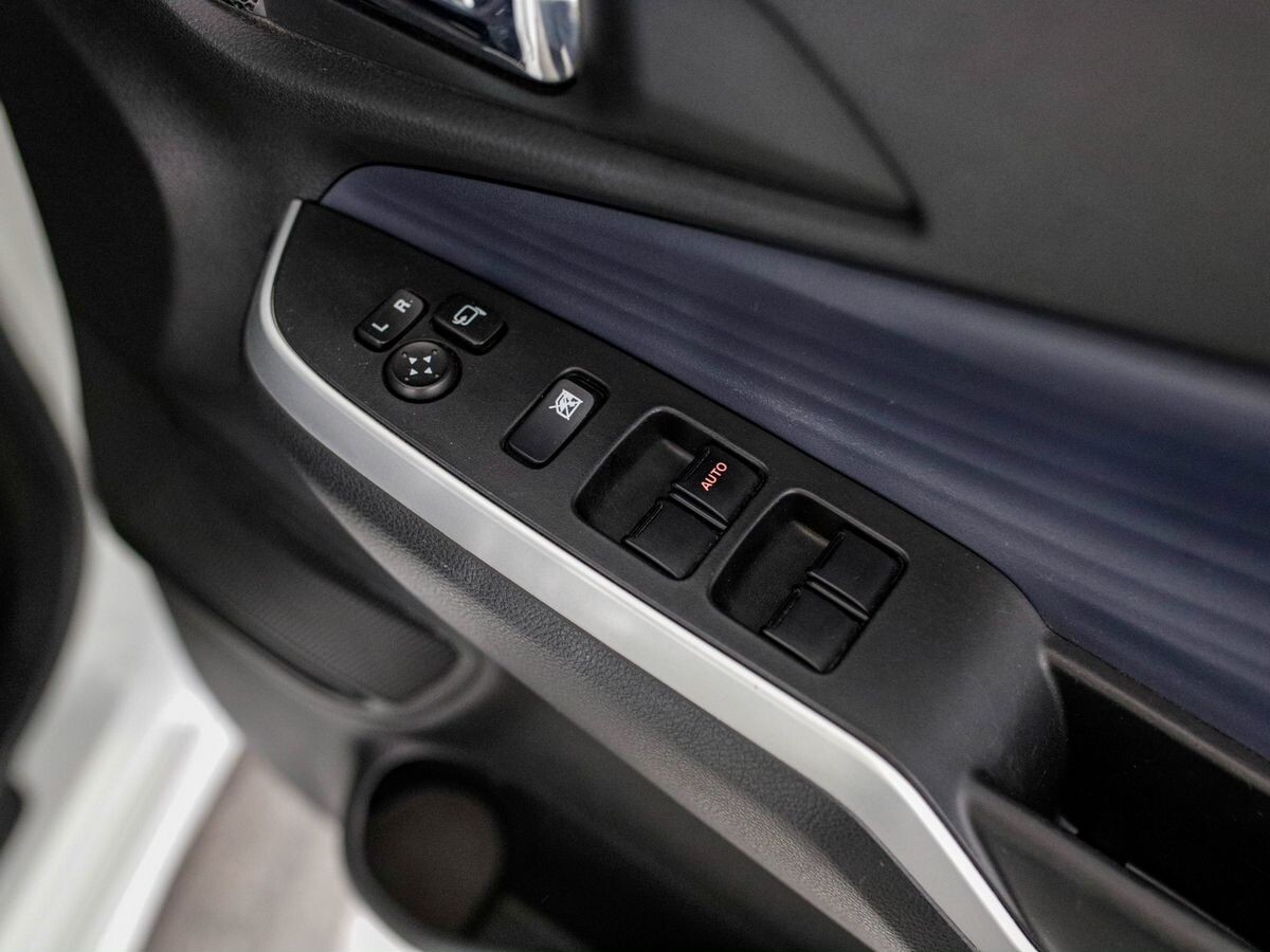 Suzuki Solio 2021 - фото автомобиля