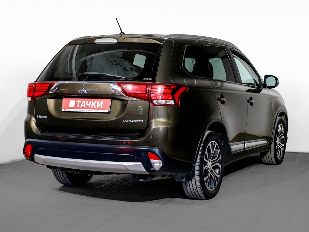 Mitsubishi Outlander 2016 - фото автомобиля