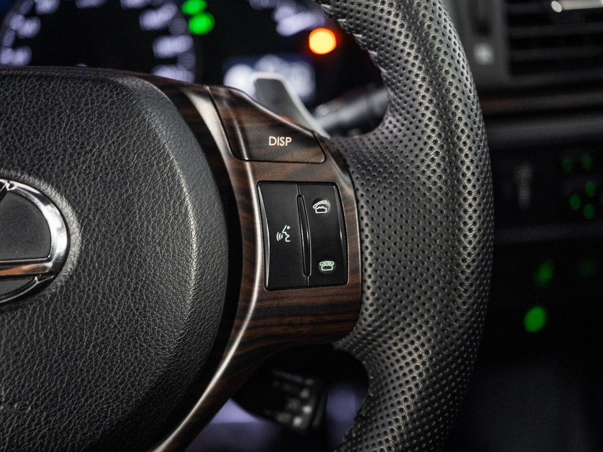 Lexus CT200h 2011 - фото автомобиля