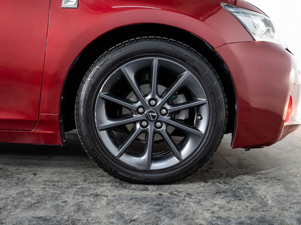 Lexus CT200h 2011 - фото автомобиля