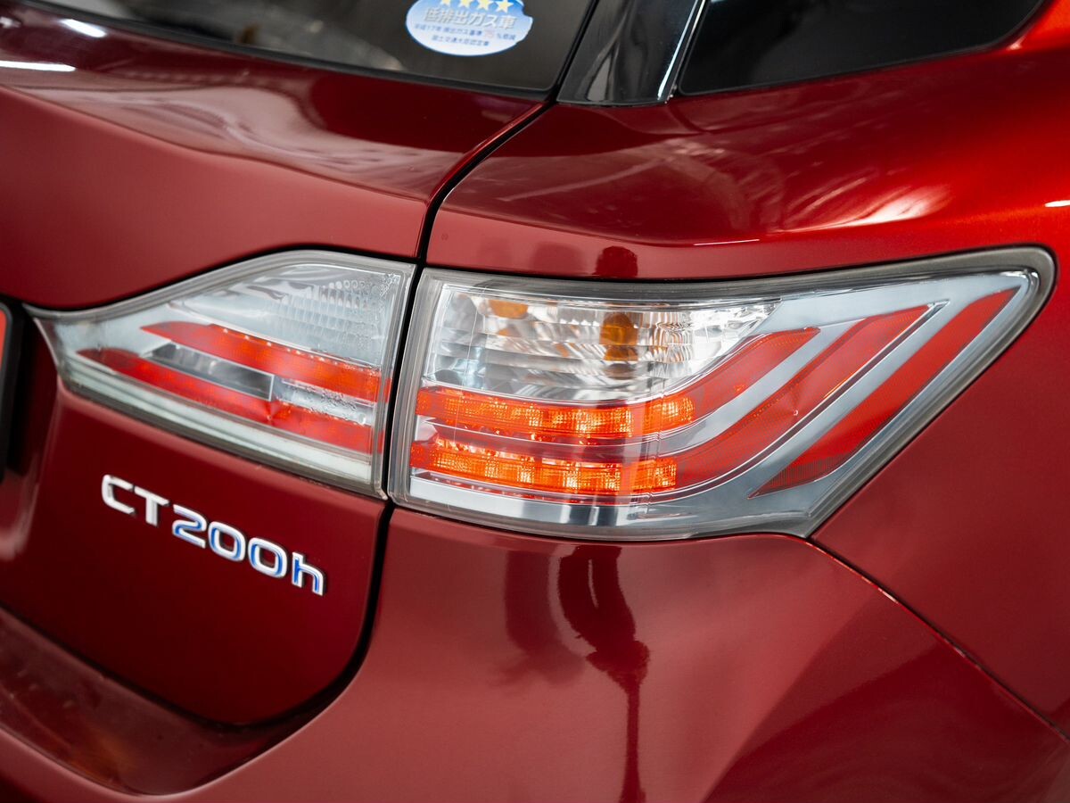 Lexus CT200h 2011 - фото автомобиля