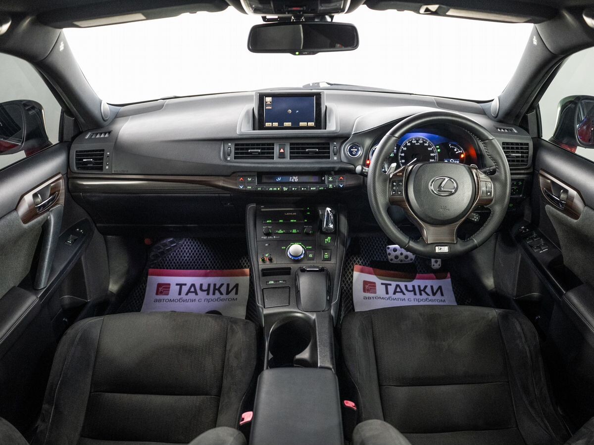 Lexus CT200h 2011 - фото автомобиля