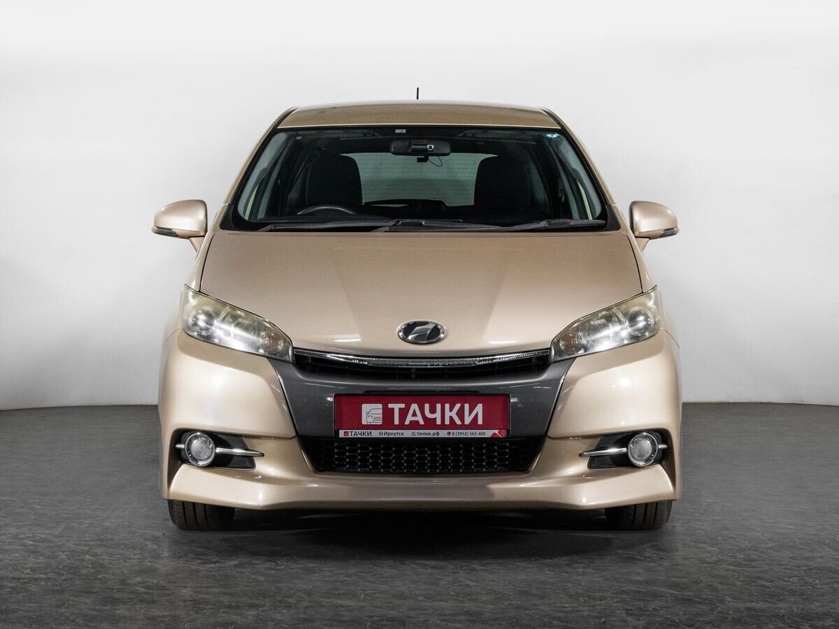 Toyota Wish 2014 - фото автомобиля