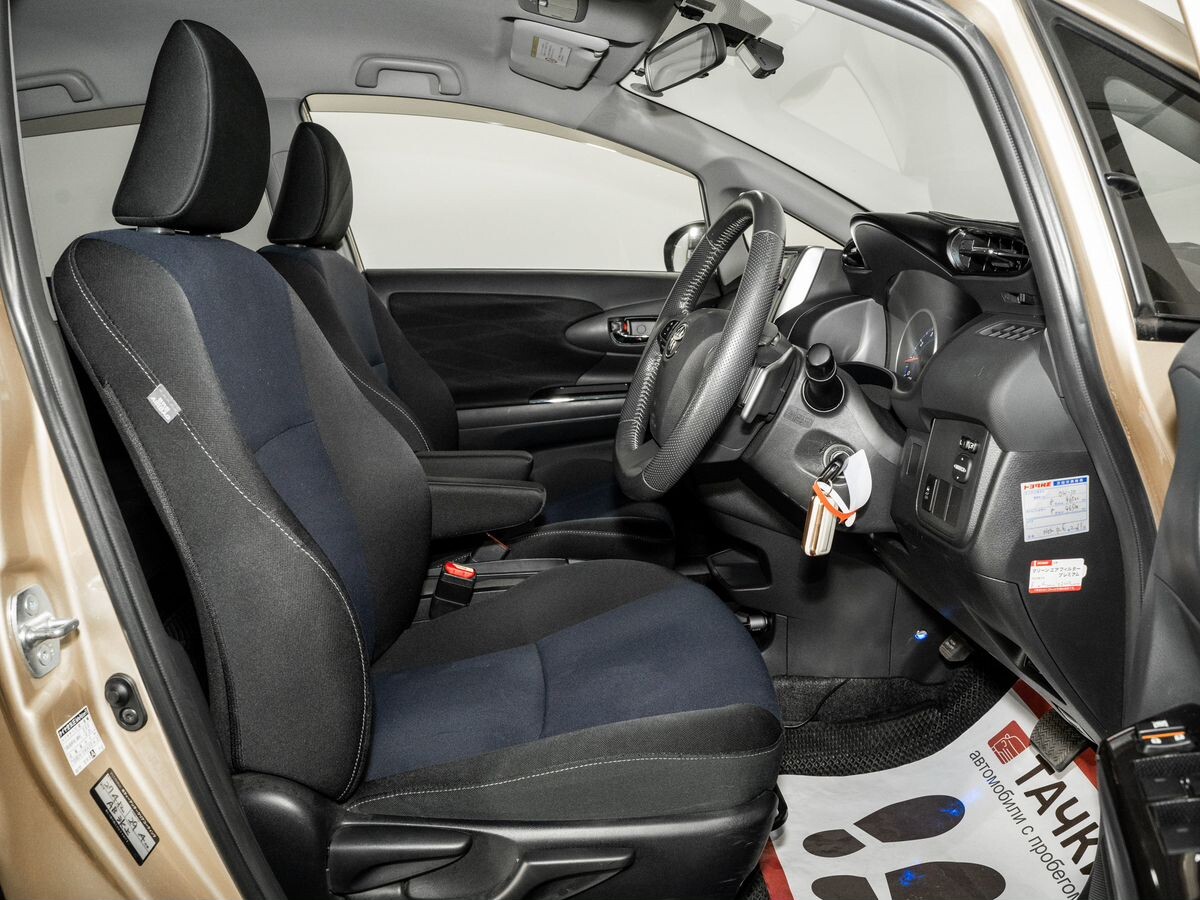 Toyota Wish 2014 - фото автомобиля