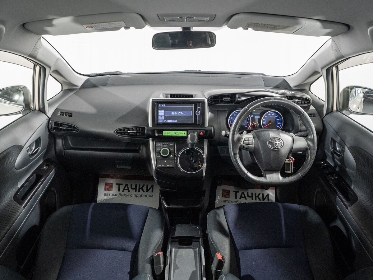 Toyota Wish 2014 - фото автомобиля