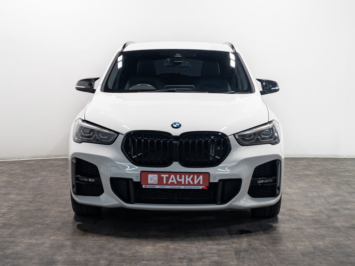 BMW X1 2019 - фото автомобиля