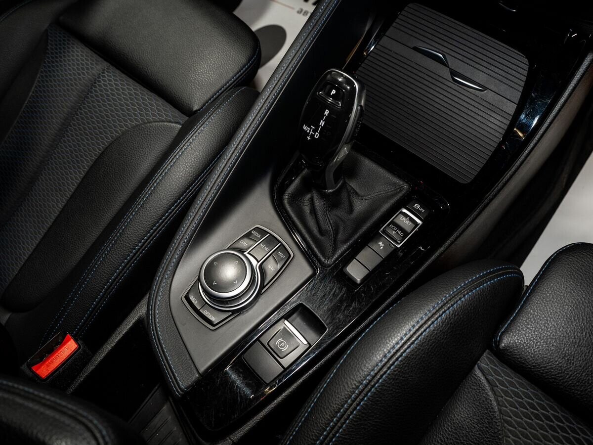 BMW X1 2019 - фото автомобиля