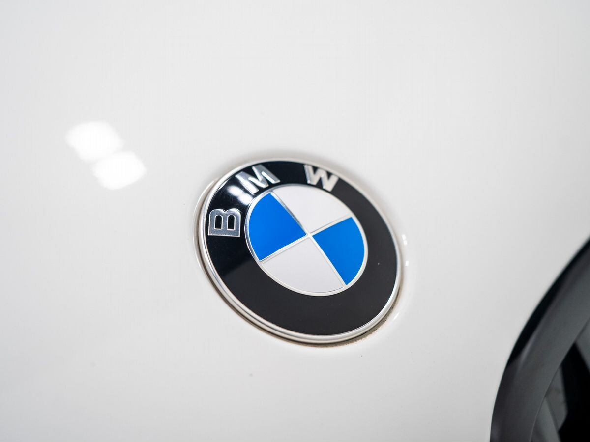 BMW X1 2019 - фото автомобиля