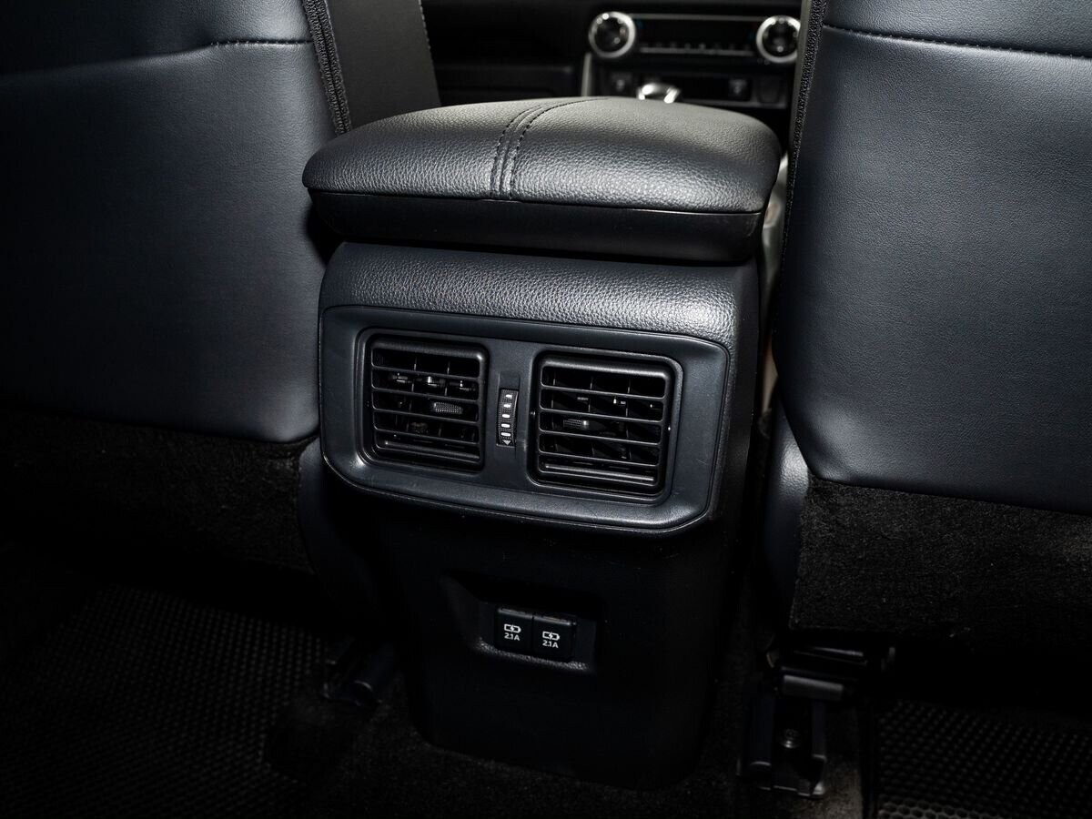 Toyota RAV4 2020 - фото автомобиля