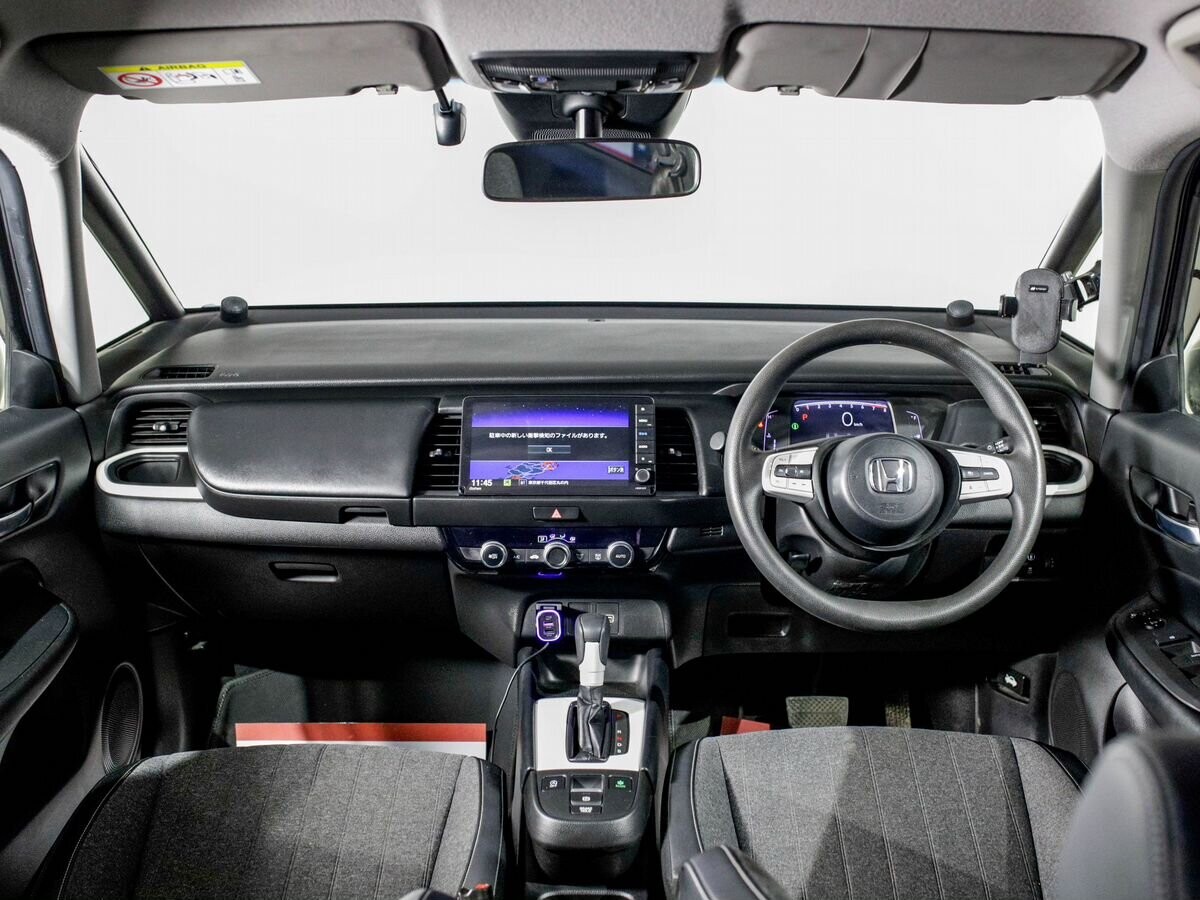 Honda Fit 2020 - фото автомобиля