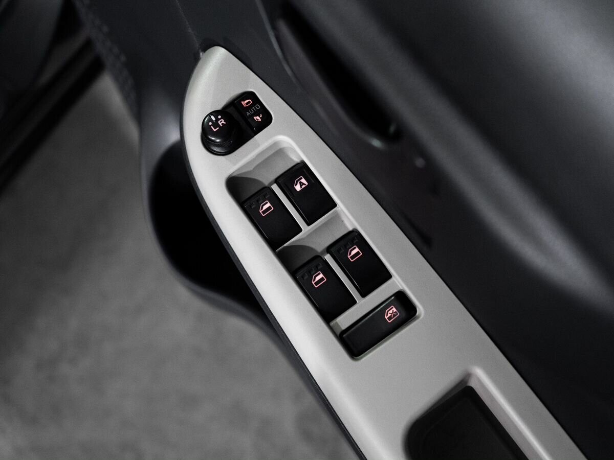 Toyota Passo 2016 - фото автомобиля