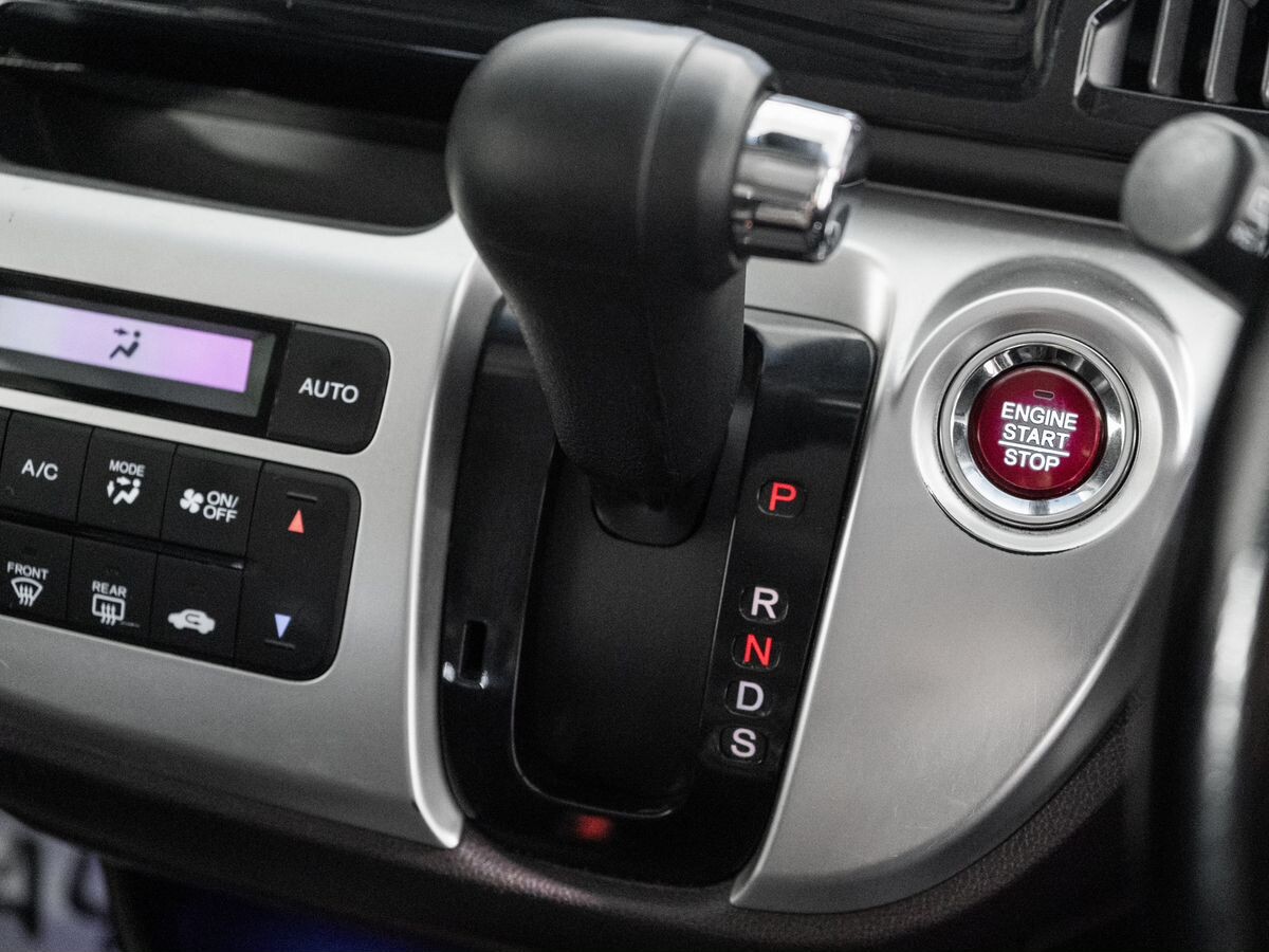 Honda N-WGN 2014 - фото автомобиля