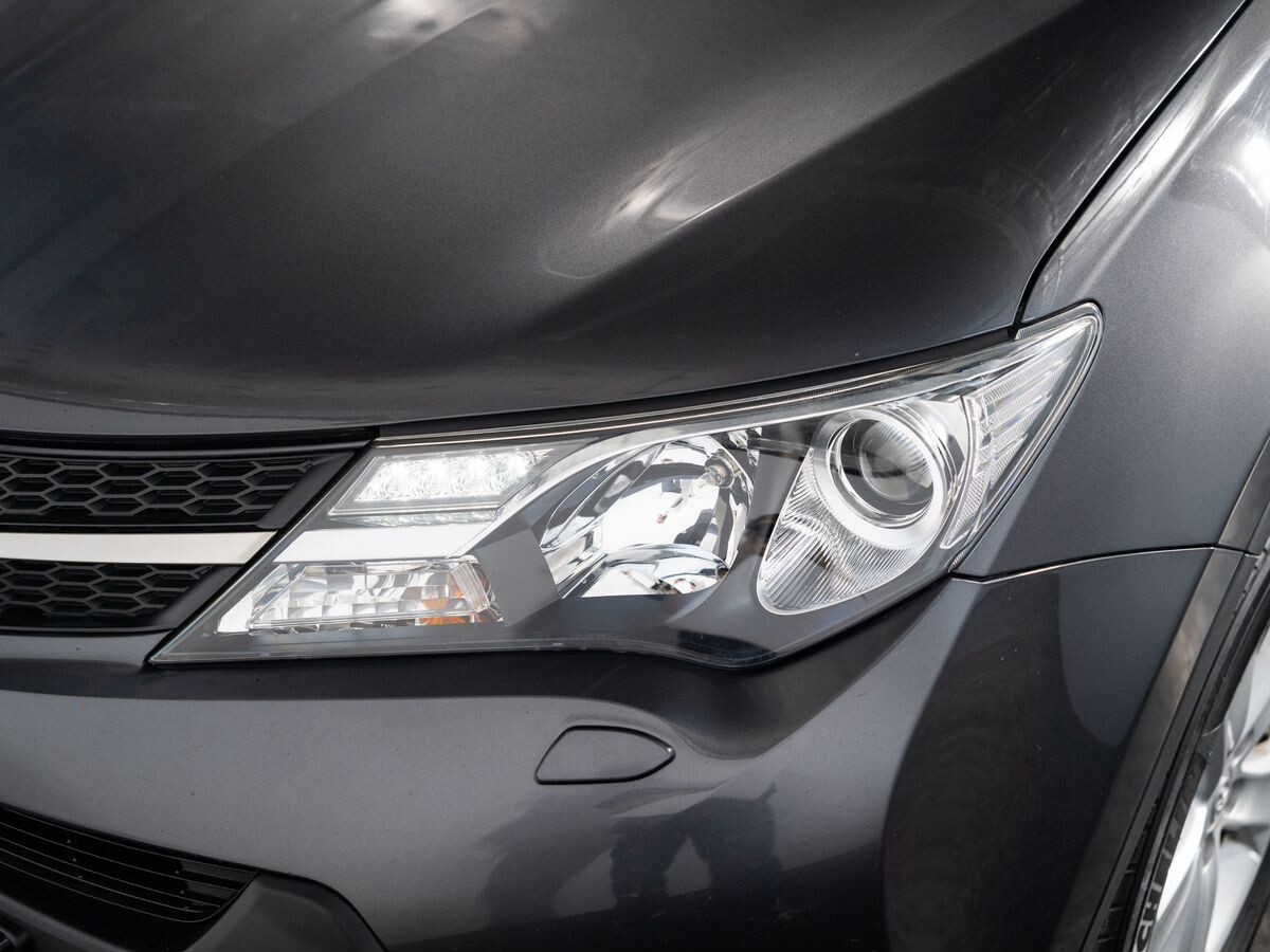 Toyota RAV4 2013 - фото автомобиля