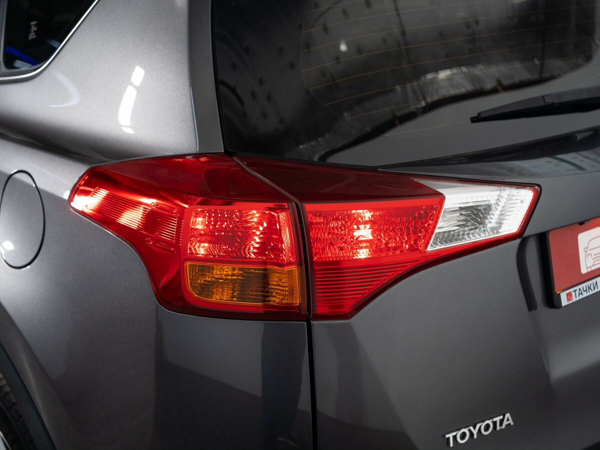 Toyota RAV4 2013 - фото автомобиля