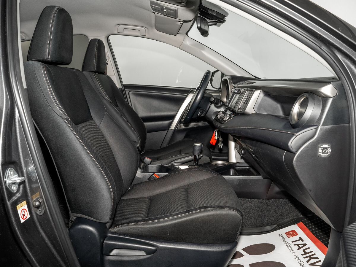 Toyota RAV4 2013 - фото автомобиля