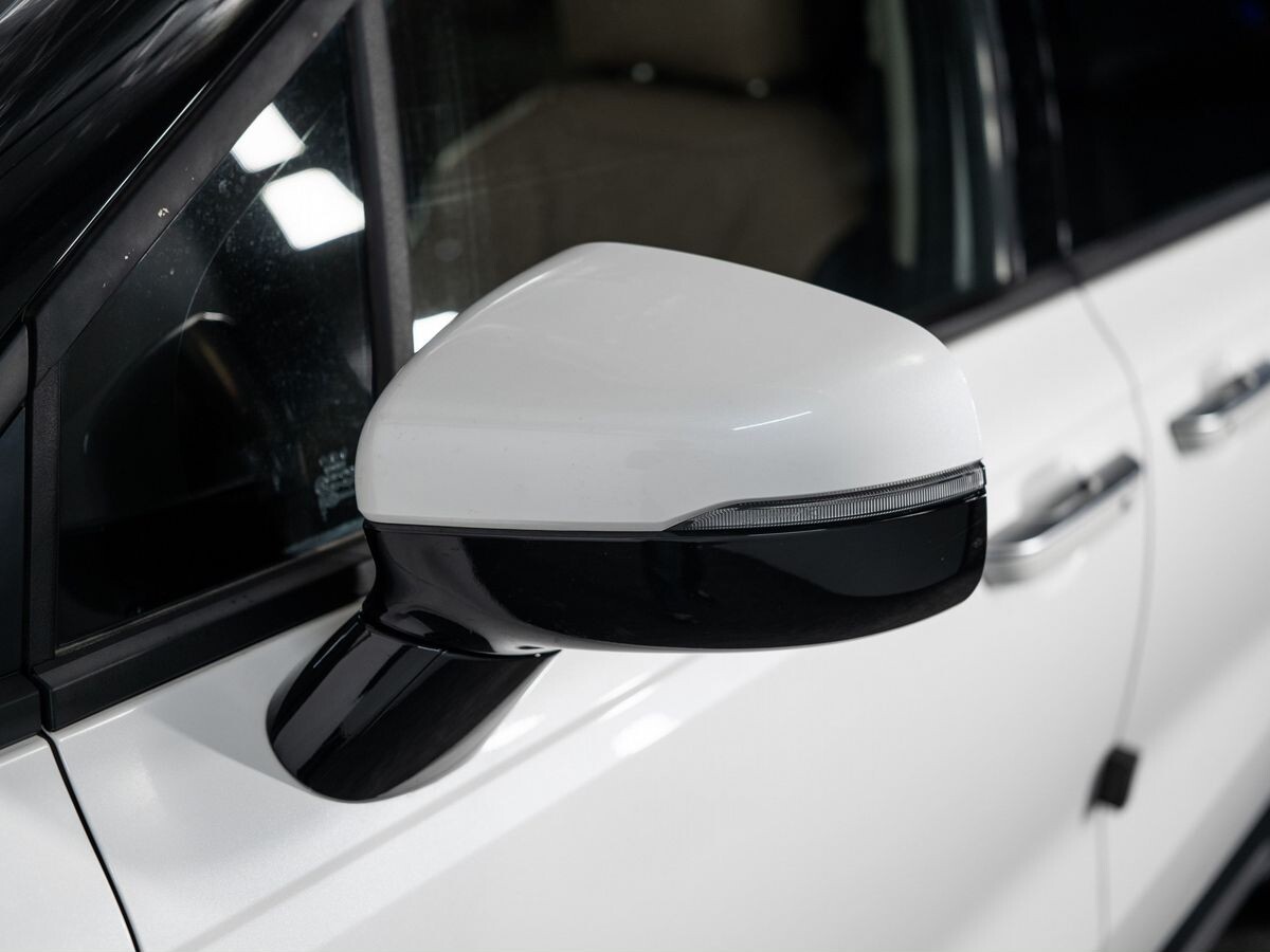 Kia Carnival 2021 - фото автомобиля