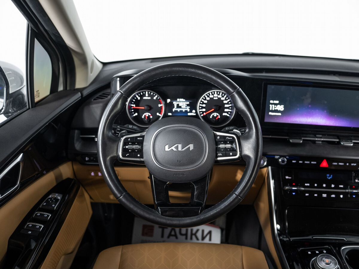 Kia Carnival 2021 - фото автомобиля
