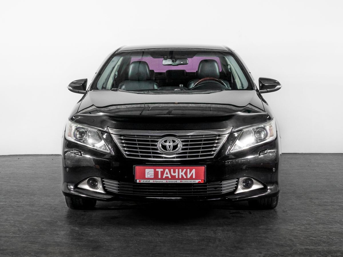 Toyota Camry 2011 - фото автомобиля