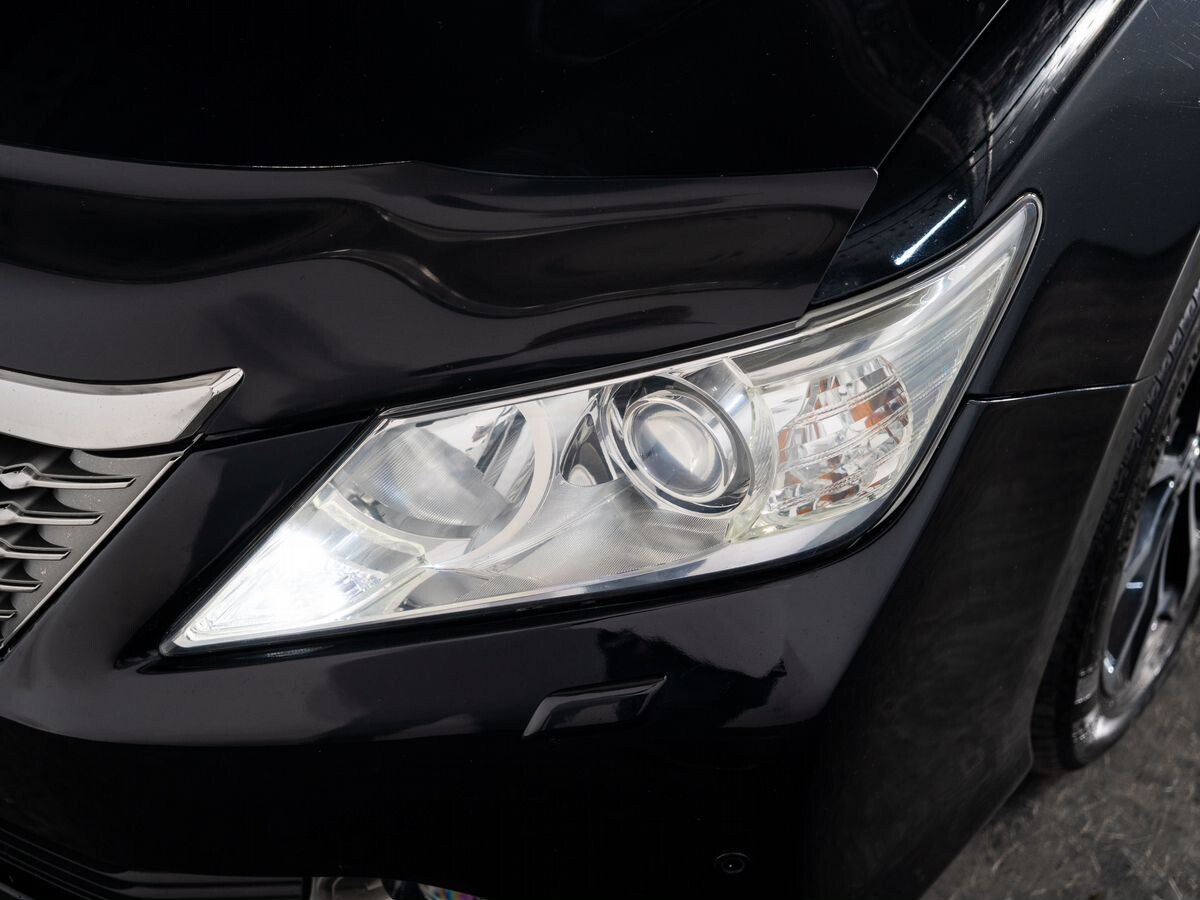 Toyota Camry 2011 - фото автомобиля