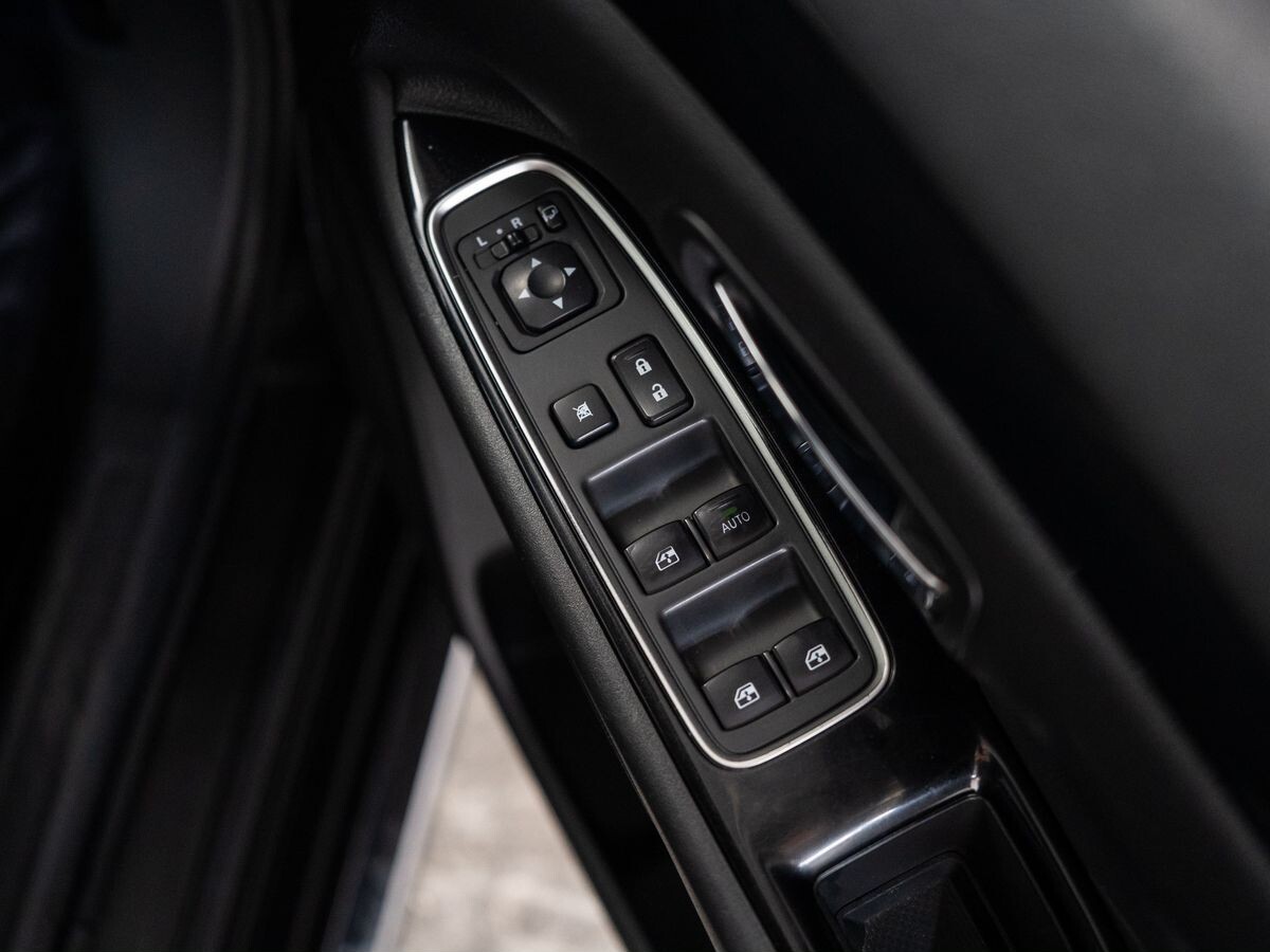 Mitsubishi Outlander 2018 - фото автомобиля