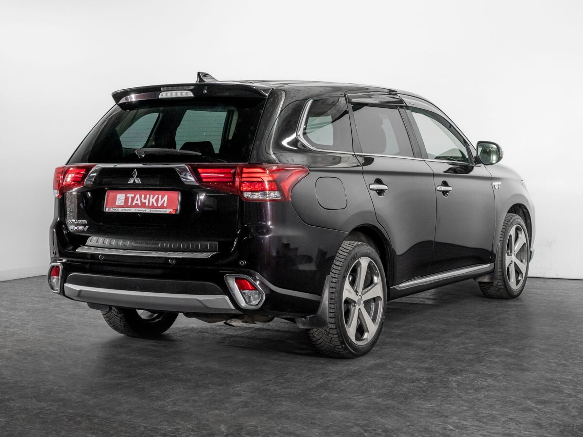 Mitsubishi Outlander 2018 - фото автомобиля