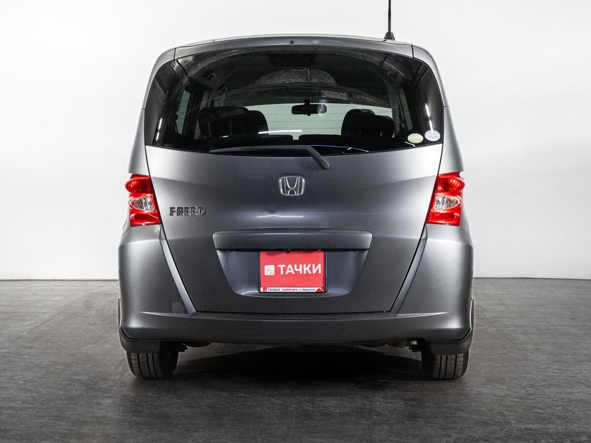 Honda Freed 2009 - фото автомобиля