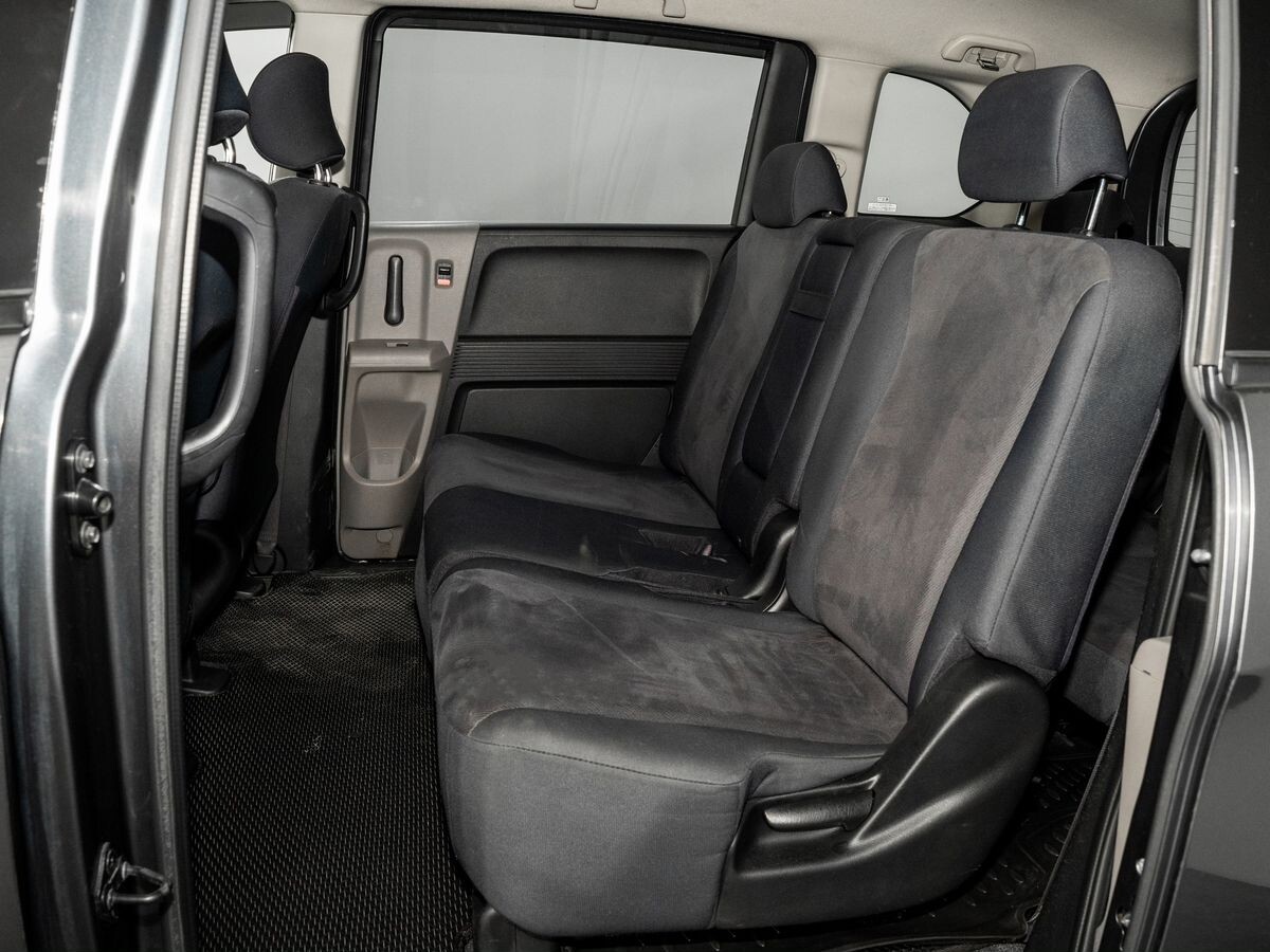 Honda Freed 2009 - фото автомобиля