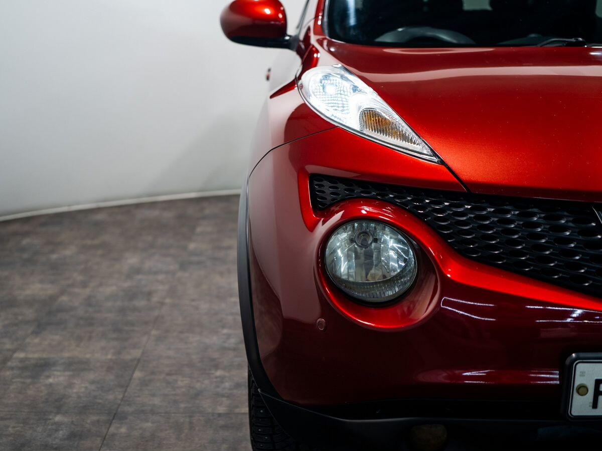 Nissan Juke 2010 - фото автомобиля