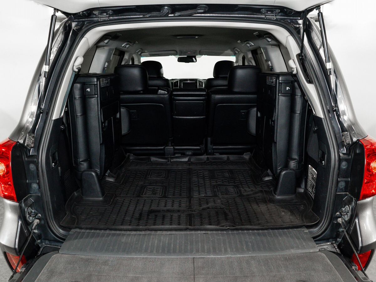 Toyota Land Cruiser 2012 - фото автомобиля
