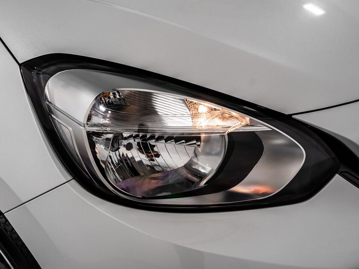 Honda Fit 2022 - фото автомобиля
